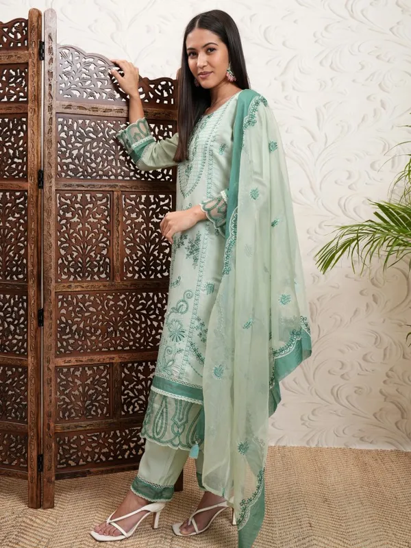 Vishudh Women Green Embroidered Kurta With Trouser And Dupatta