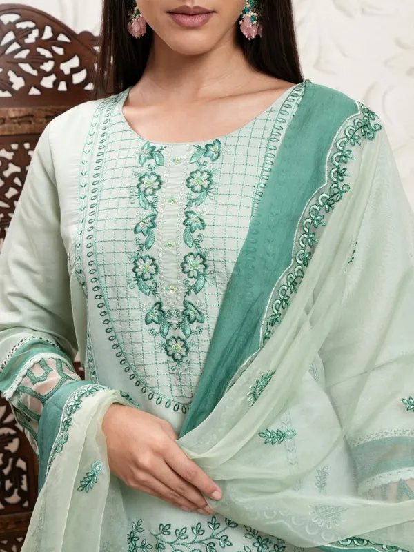 Vishudh Women Green Embroidered Kurta With Trouser And Dupatta