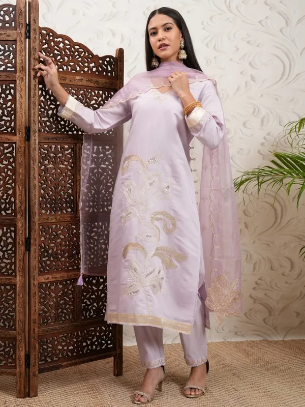 Vishudh Women Purple Embroidered Kurta With Trouser And Dupatta