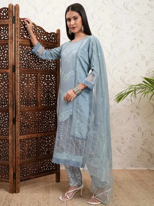 Vishudh Women Grey Embroidered Kurta With Trouser And Dupatta
