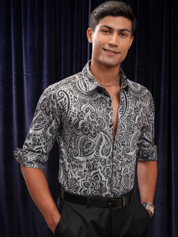 Locomotive Men Grey Printed Slim Fit Casual Shirt