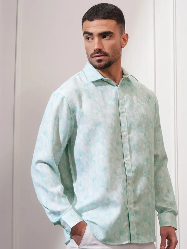 Locomotive Men Green Printed Relaxed Fit Casual Shirt