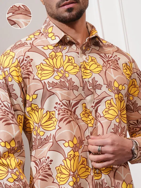 Locomotive Men Peach Printed Slim Fit Casual Shirt