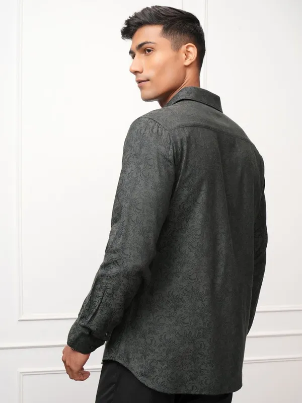 Locomotive Men Olive Printed Slim Fit Casual Shirt