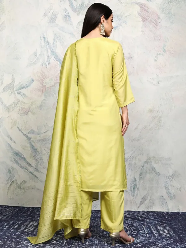 Women Kurta With Trouser And Dupatta