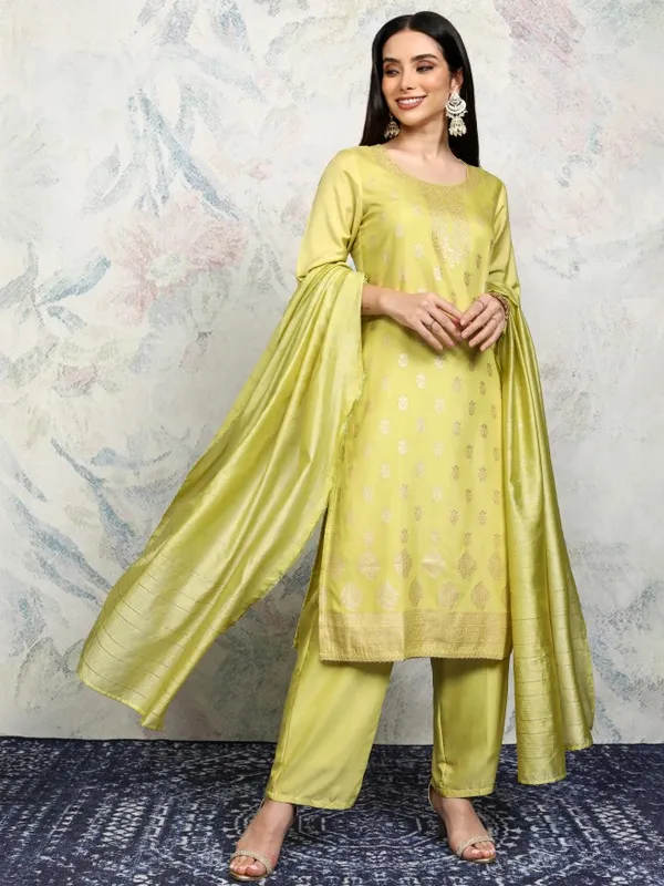 Vishudh Women Green Printed Kurta With Trousers And Dupatta