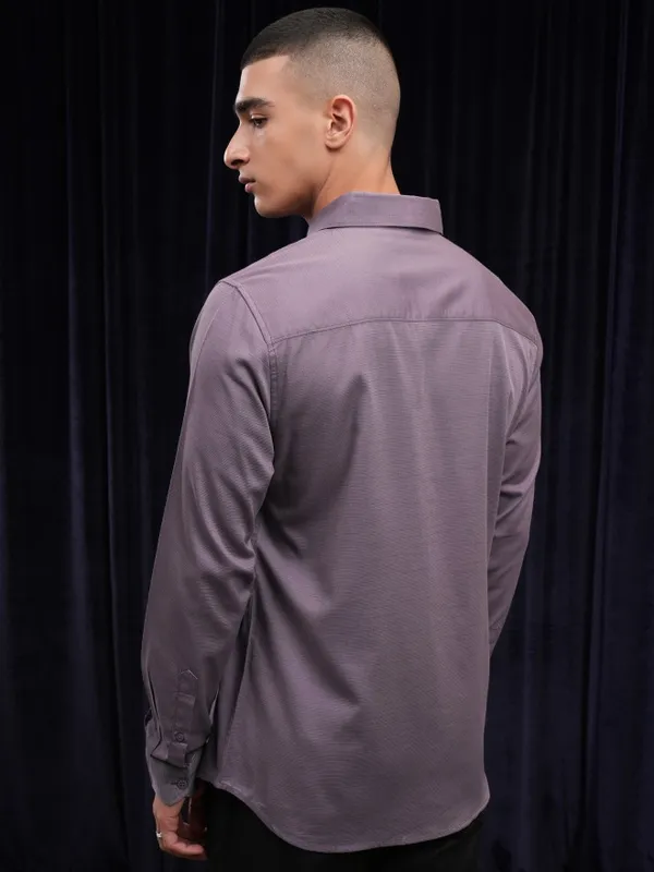 Highlander Men Lavender Solid Regular Fit Casual Shirt