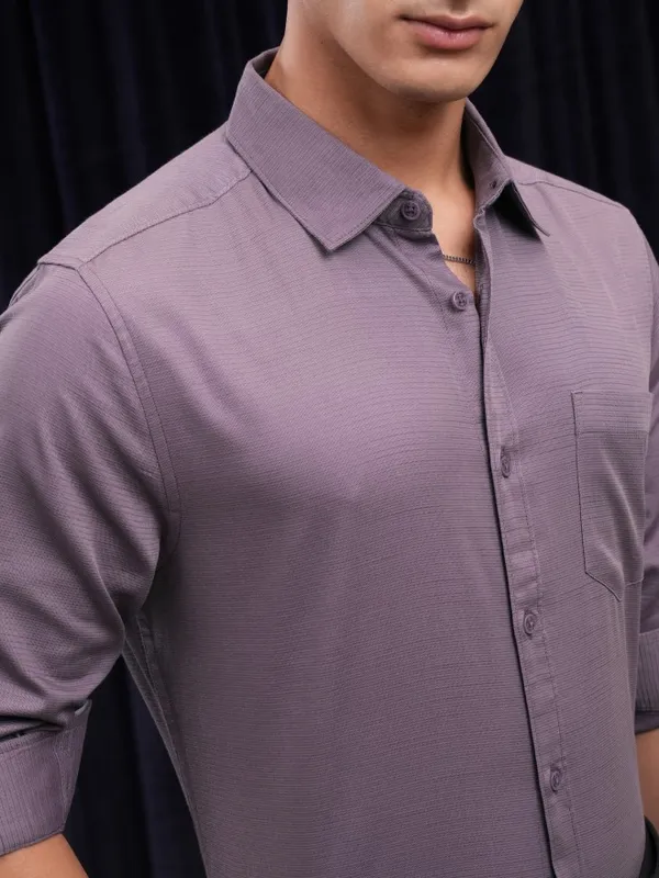 Highlander Men Lavender Solid Regular Fit Casual Shirt