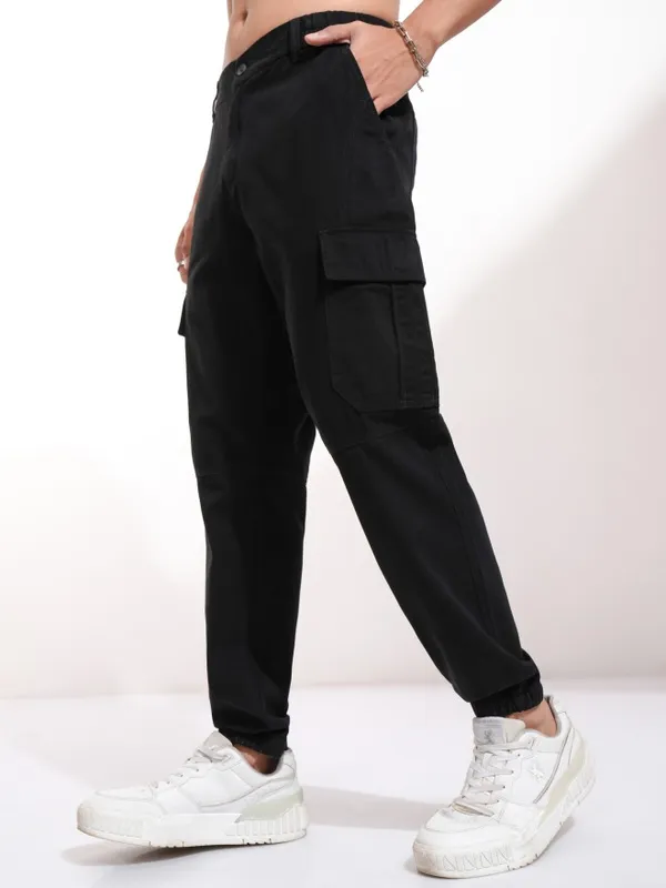 Highlander Men Black Regular Fit Solid Cargos