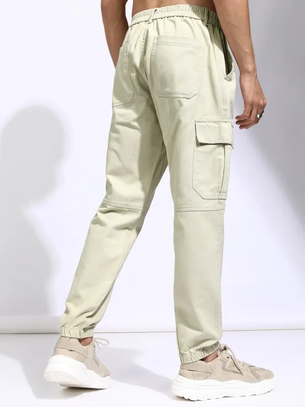 Highlander Men Beige Regular Fit Solid Joggers