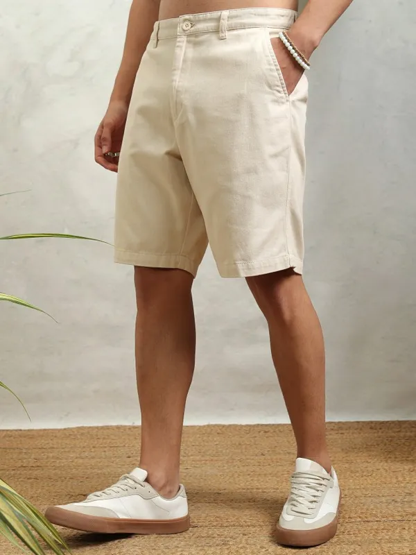 Highlander Men Cream Regular Fit Shorts