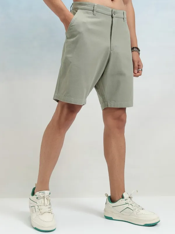 Highlander Men Green Regular Fit Shorts