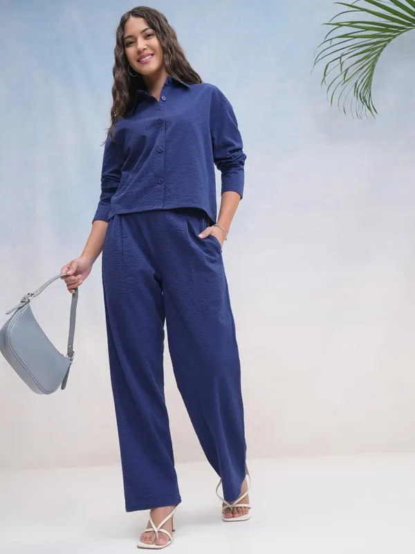 Tokyo Talkies Women Navy Blue Self Design Regular Fit Casual Trouser