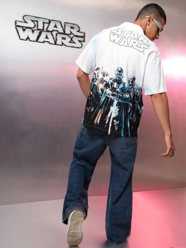 Star Wars Men Printed Relaxed Fit Casual Shirt