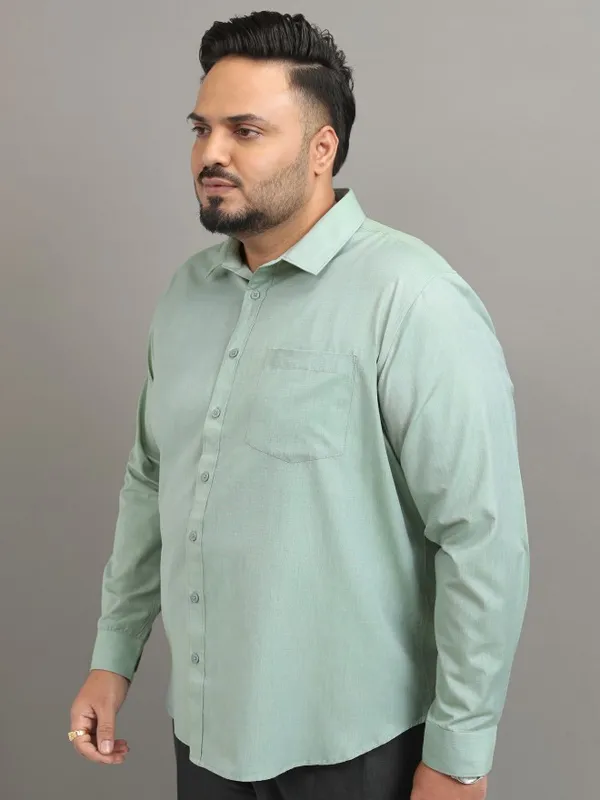Xtra Ordinary By Highlander Men Green Solid Regular Fit Casual Shirt
