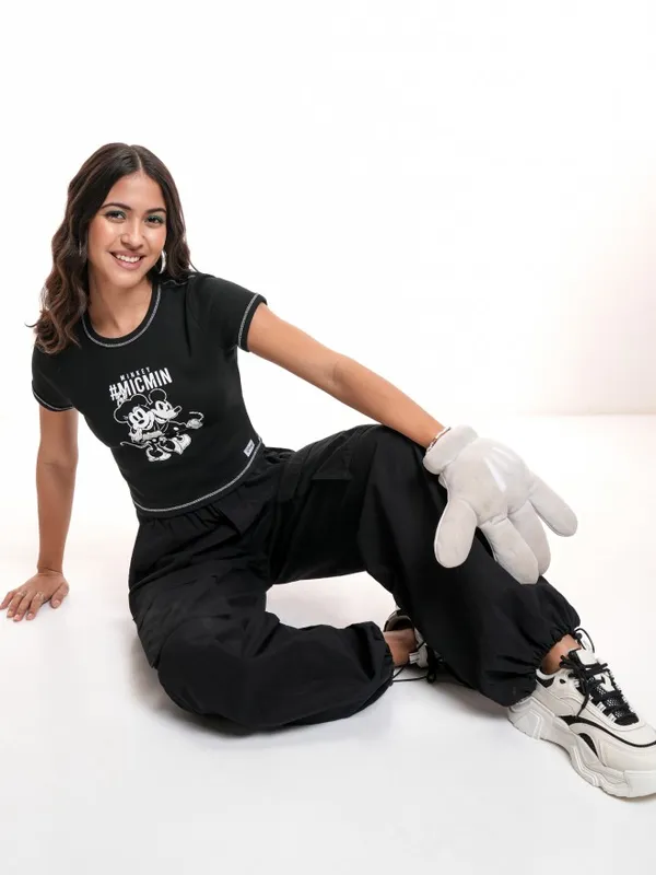 Disney By Tokyo Talkies Women Black Mickey & Minnie Printed Crop T-Shirt