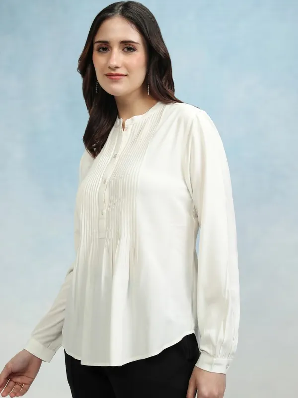Tokyo Talkies Women Off White Solid A-Line Top