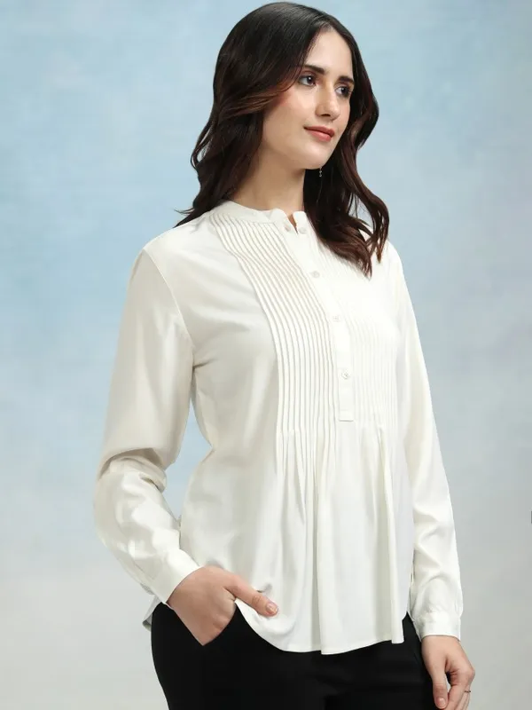 Tokyo Talkies Women Off White Solid A-Line Top