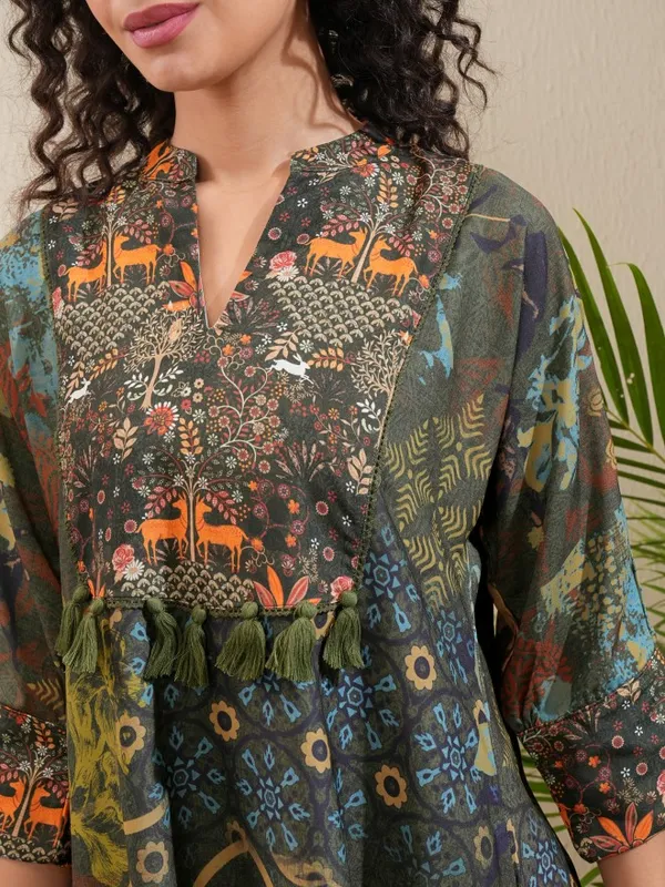 Vishudh Women Olive Printed A-Line Kurta