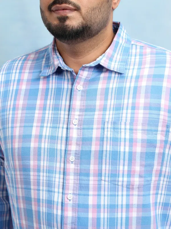 Xtra Ordinary By Highlander Men Blue Checked Regular Fit Casual Shirt