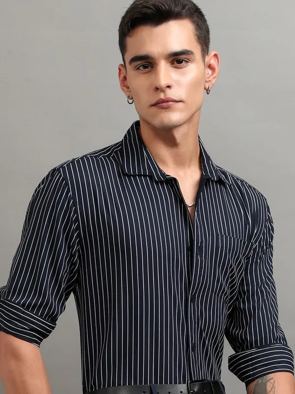 Highlander Men Blue Striped Relaxed Fit Casual Shirt