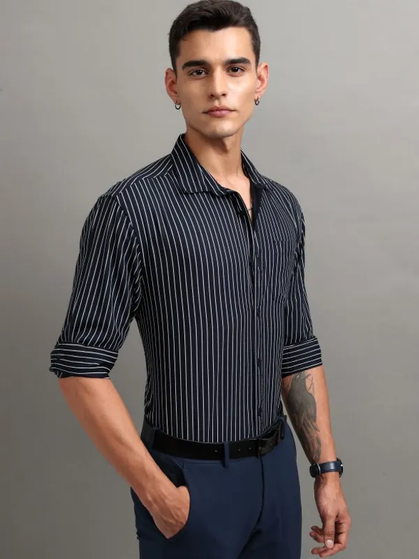 Highlander Men Blue Striped Relaxed Fit Casual Shirt