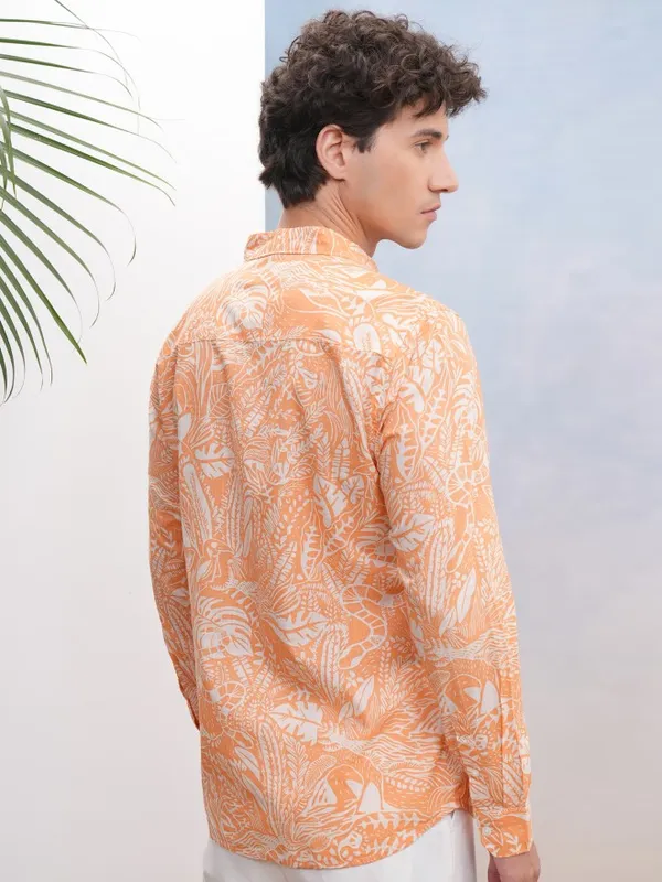 Highlander Men Orange Printed Regular Fit Casual Shirt