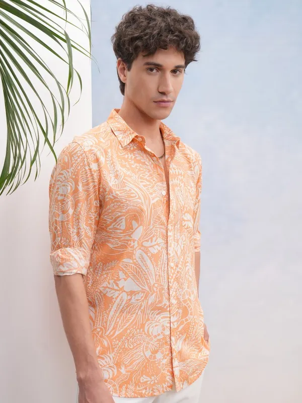 Highlander Men Orange Printed Regular Fit Casual Shirt