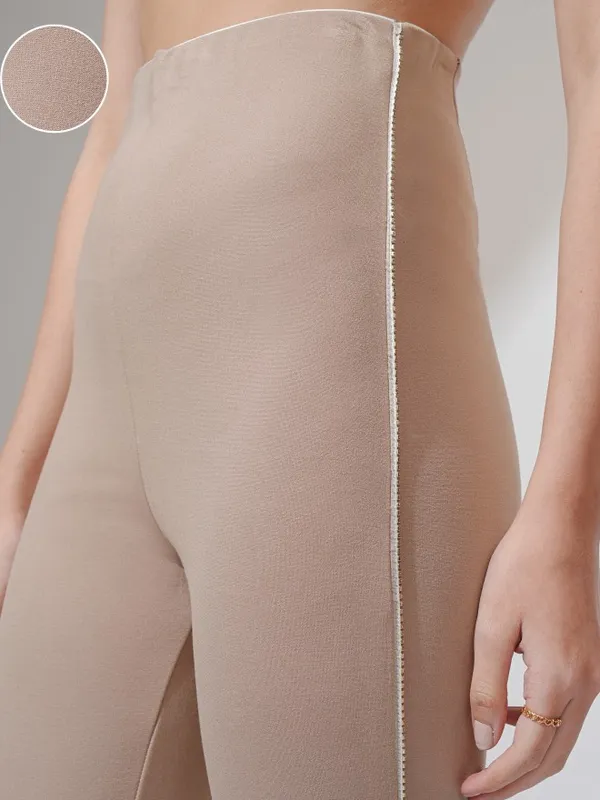 Tokyo Talkies Women Taupe Solid Slim Fit Casual Trouser