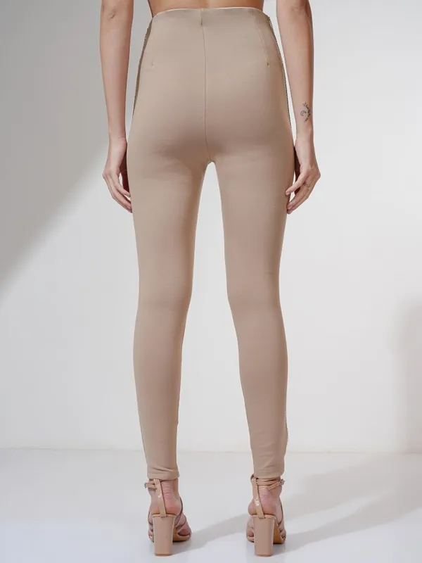 Tokyo Talkies Women Taupe Solid Slim Fit Casual Trouser