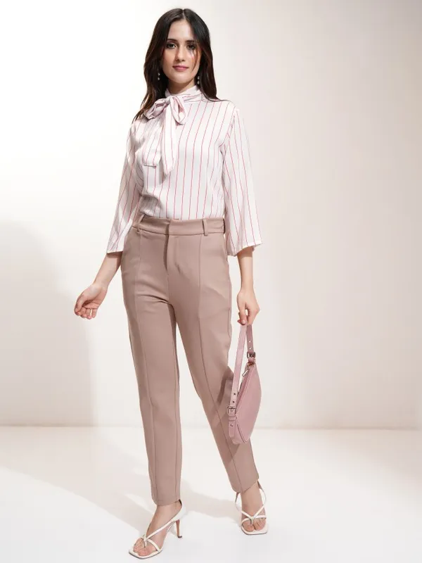 Tokyo Talkies Women Taupe Solid Tapered Fit Casual Trouser