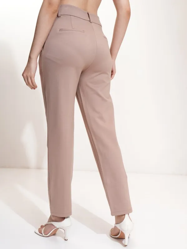 Tokyo Talkies Women Taupe Solid Tapered Fit Casual Trouser