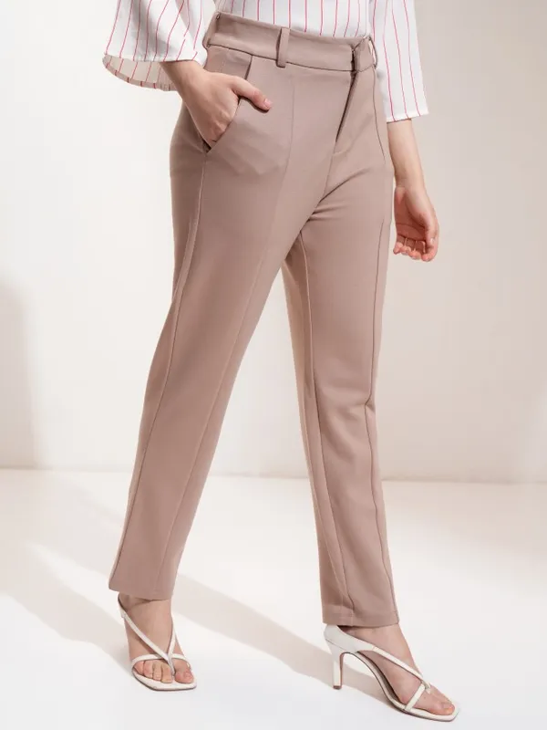 Tokyo Talkies Women Taupe Solid Tapered Fit Casual Trouser