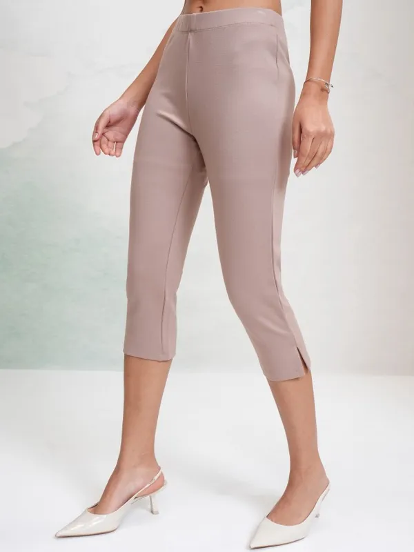 Tokyo Talkies Women Taupe Solid Slim Fit Casual Trouser