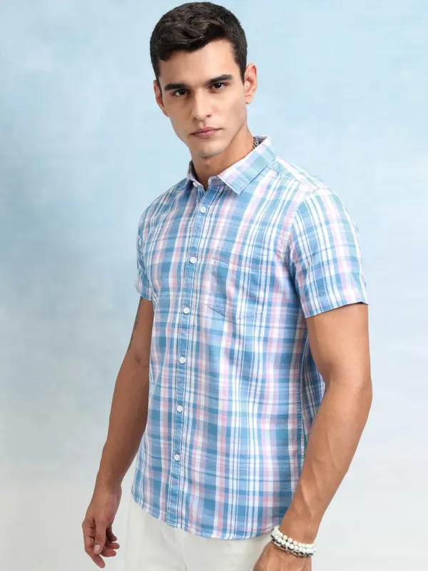 Highlander Men Blue Checked Regular Fit Casual Shirt