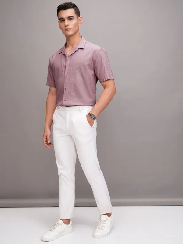 Highlander Men Pink Textured Relaxed Fit Casual Shirt