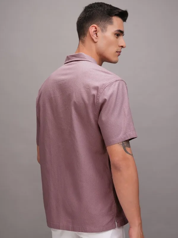 Highlander Men Pink Textured Relaxed Fit Casual Shirt