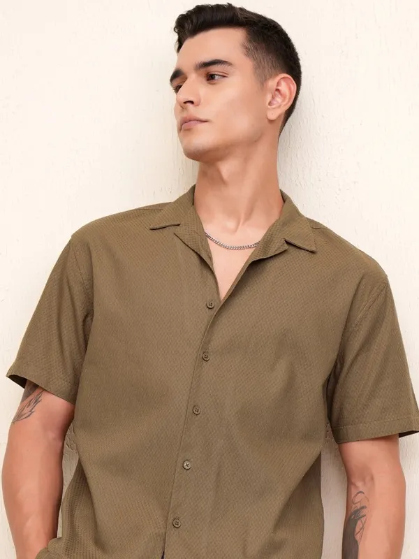Highlander Men Khaki Textured Relaxed Fit Casual Shirt