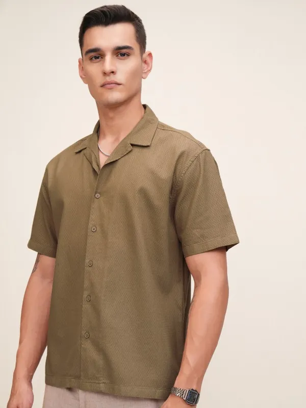 Highlander Men Khaki Textured Relaxed Fit Casual Shirt