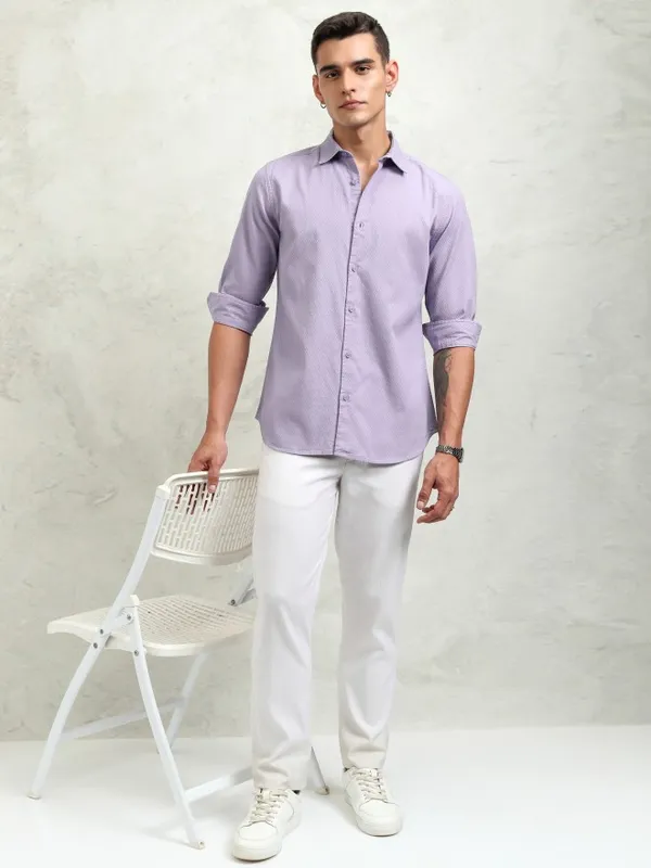 Highlander Men Lavender Textured Regular Fit Casual Shirt