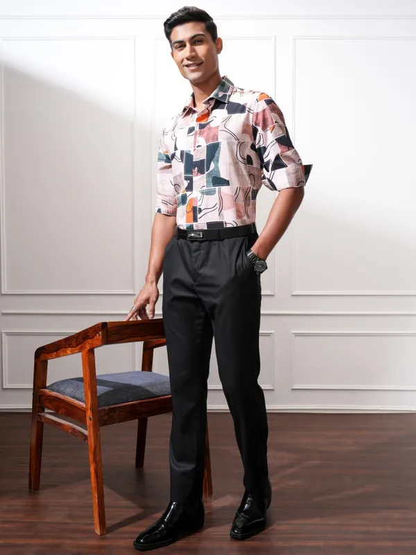 Locomotive Men Peach Printed Slim Fit Casual Shirt