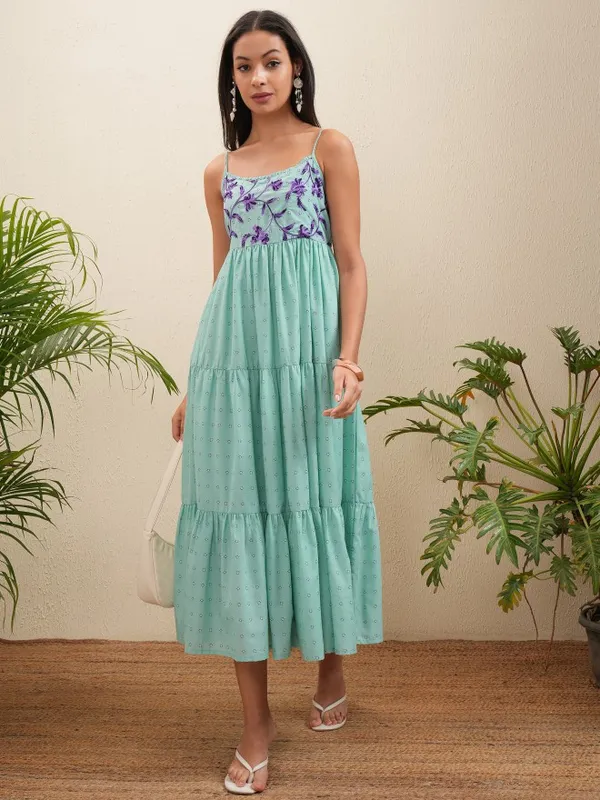 Vishudh Women Green Embroidered Fit and Flare Dress