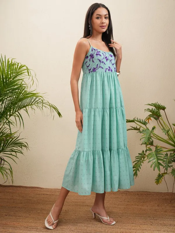 Vishudh Women Green Embroidered Fit and Flare Dress