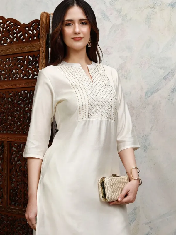 Embroidered Straight Kurta