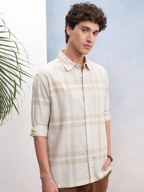 Highlander Men Beige Checked Oversized Fit Casual Shirt