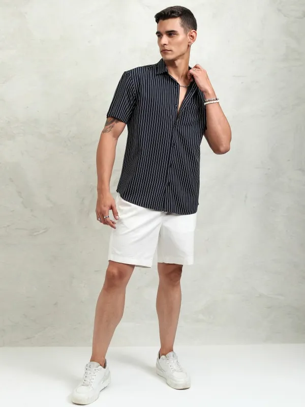 Highlander Men Blue Striped Relaxed Fit Casual Shirt