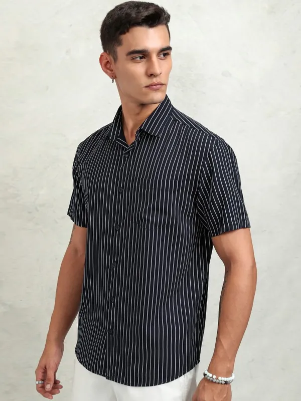 Highlander Men Blue Striped Relaxed Fit Casual Shirt