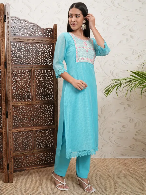 Vishudh Women Blue Embroidered Kurta With Trousers