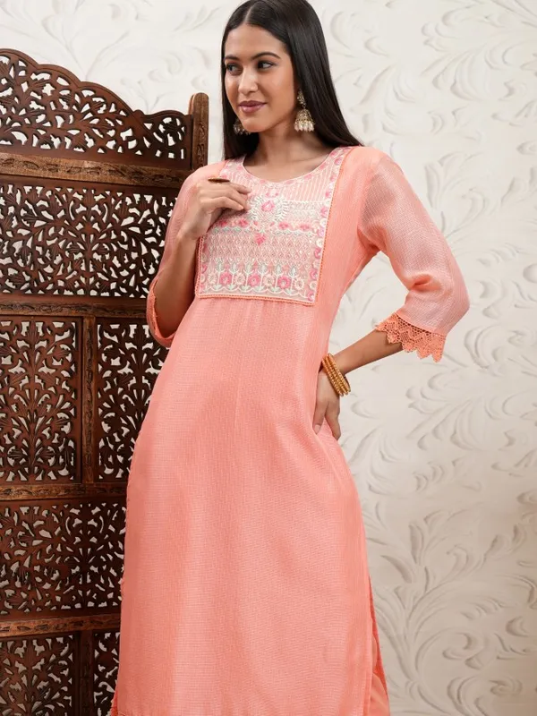 Vishudh Women Coral Embroidered Kurta With Trousers