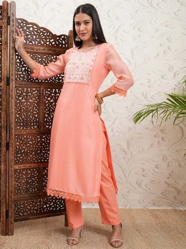 Vishudh Women Coral Embroidered Kurta With Trousers